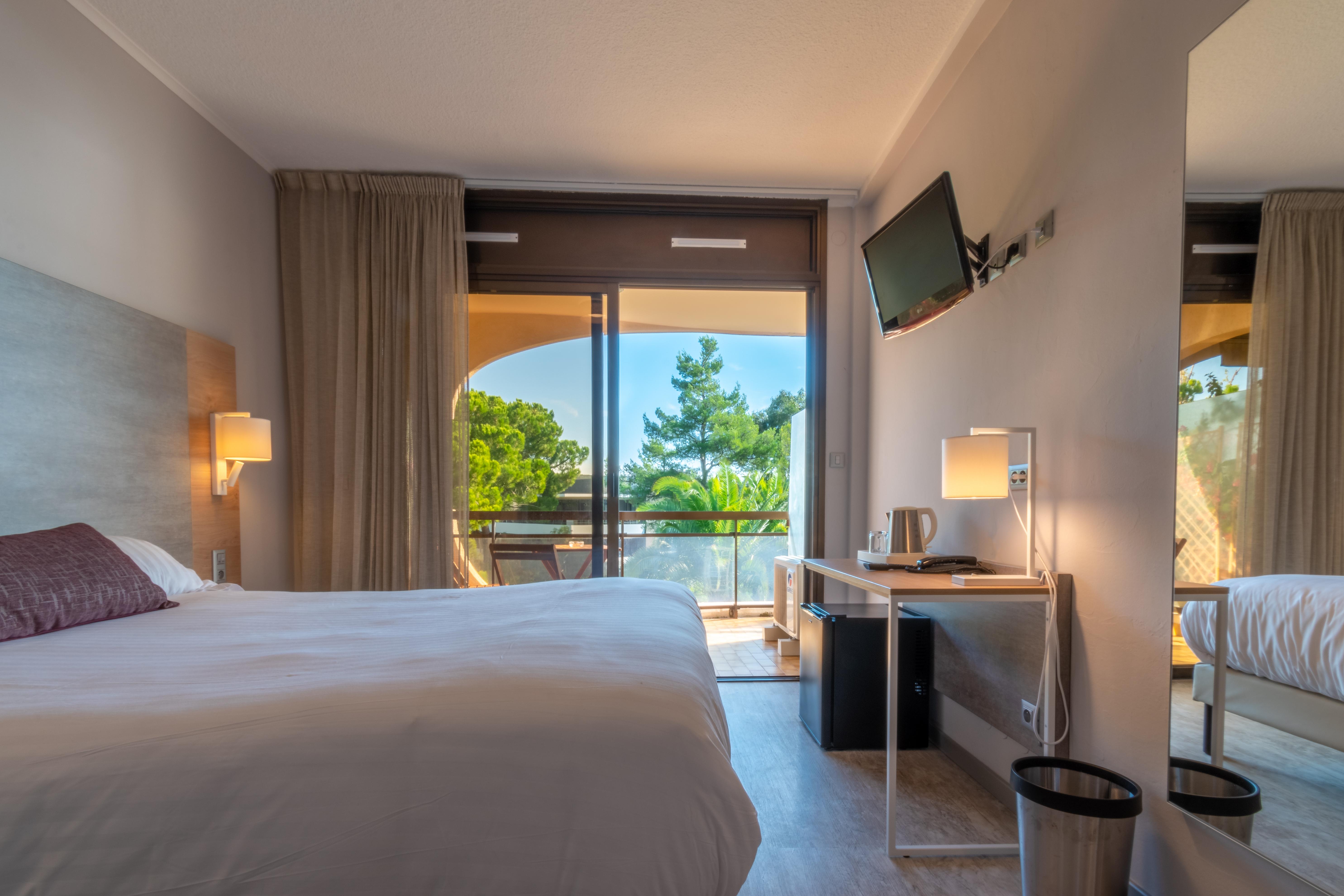 Bahia Hotel Villeneuve-Loubet
