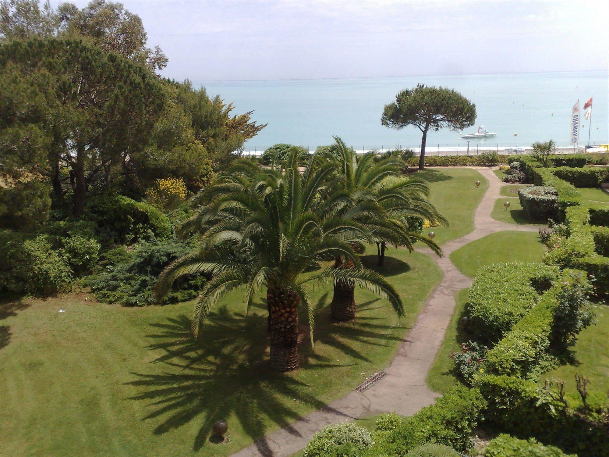 Bahia 3*